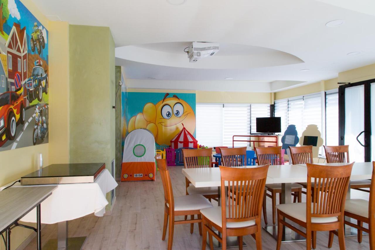 都卡德里阿布鲁兹酒店 Montesilvano Marina 外观 照片