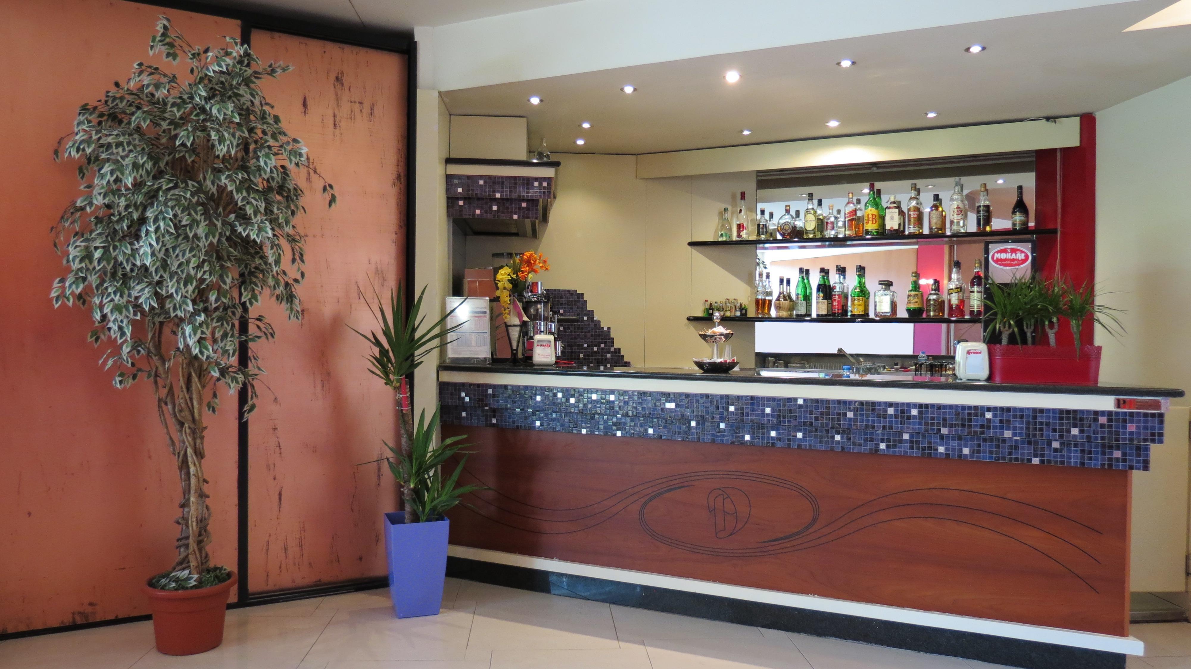 都卡德里阿布鲁兹酒店 Montesilvano Marina 外观 照片