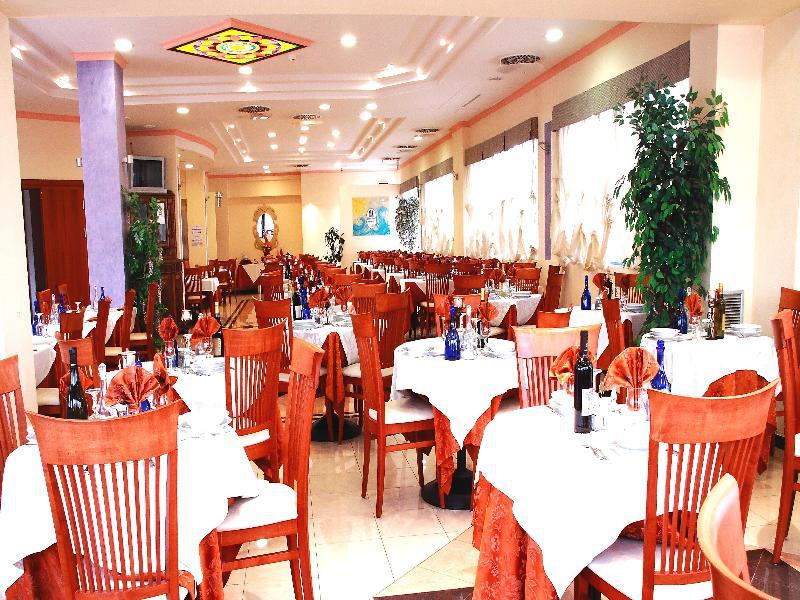 都卡德里阿布鲁兹酒店 Montesilvano Marina 外观 照片